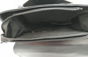 Мужской кожаный черный рюкзак Kangaroo Droi KS2226 фото внутреннего отделения