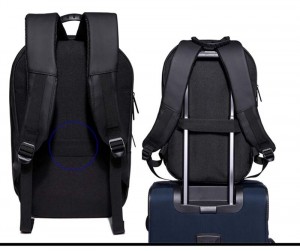Модный школьный рюкзак OZUKO 8971 легко фиксируется на багаже