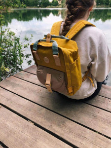 Школьный рюкзак Himawari 200 желтый с бежевым на подростке