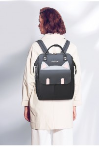 фото рюкзака для мамы и малыша TSETGE IP143 черный на модели