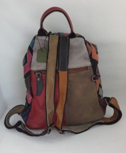 кожаный рюкзак ручной работы Yi Tian 8007 вид сзади