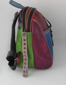 фото3 рюкзака ручной работы Yi Tian 527с разноцветный вид сбоку