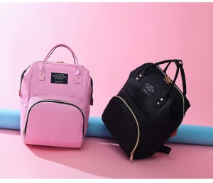 рюкзак LIVING TRAVELING SHARE розовый и черный сравнение на контрасте
