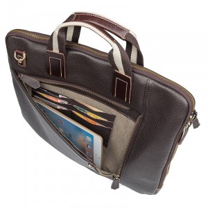Кожаная сумка для ноутбука 15.6 J.M.D. 6018 коричневая в кармане на молнии есть шесть кармашков для карточек/визиток