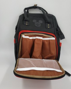 Сумка рюкзак для мамы m257 черно-красная фото кармашков для бутылочек