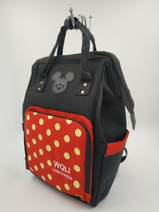 Сумка рюкзак для мамы m259 черно-красная фото вполоборота