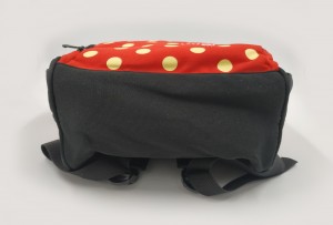 Сумка рюкзак для мамы m259 черно-красная в горошек фото дна рюкзака