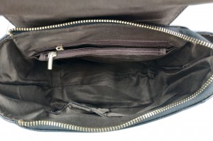 Рюкзак женский кожаный J.M.D. 10719 черный фото основного отделения
