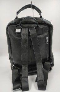 Рюкзак мужской кожаный J.M.D. черный 8834 задняя стенка рюкзака